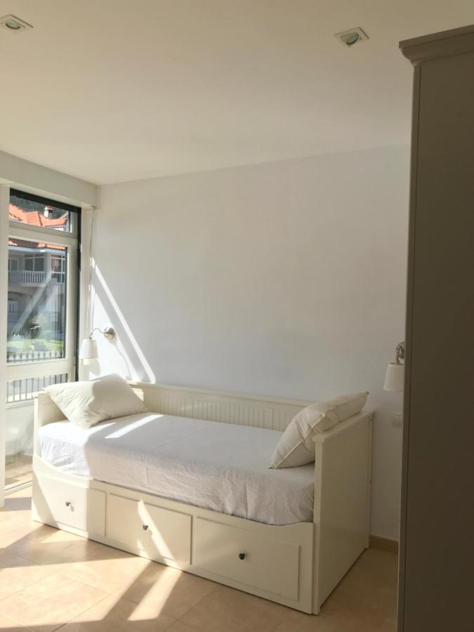 Apartamento Con Terraza Primera Linea De Playa فينيستيري المظهر الخارجي الصورة
